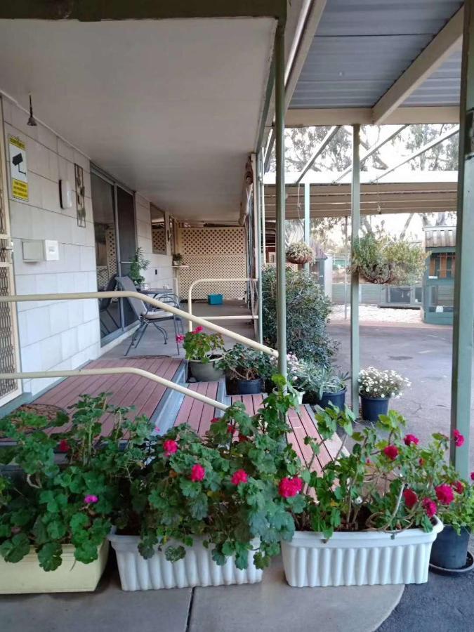 Donald Riverside Motel Εξωτερικό φωτογραφία