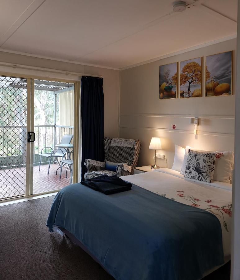 Donald Riverside Motel Εξωτερικό φωτογραφία