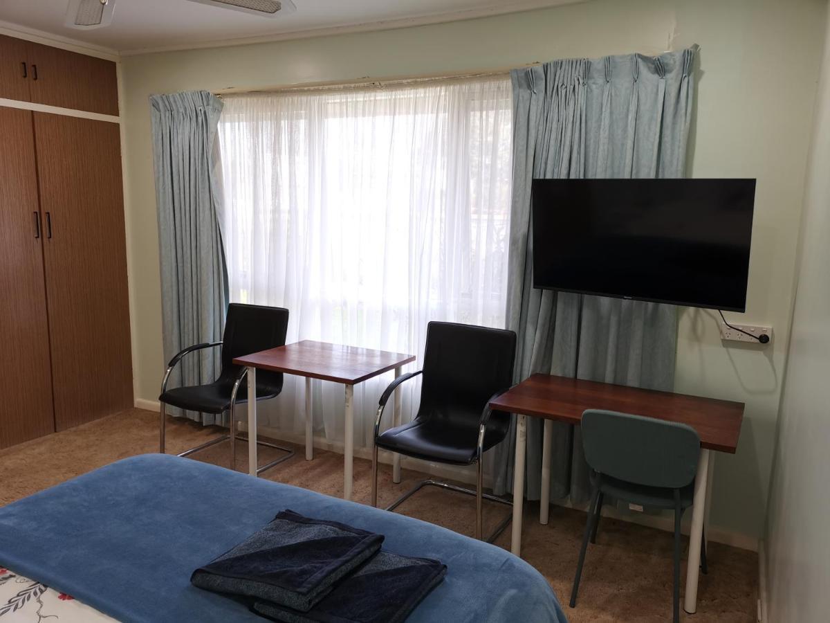 Donald Riverside Motel Εξωτερικό φωτογραφία
