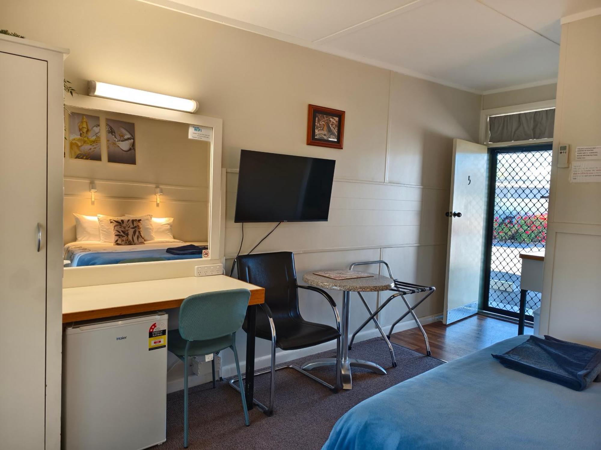 Donald Riverside Motel Εξωτερικό φωτογραφία