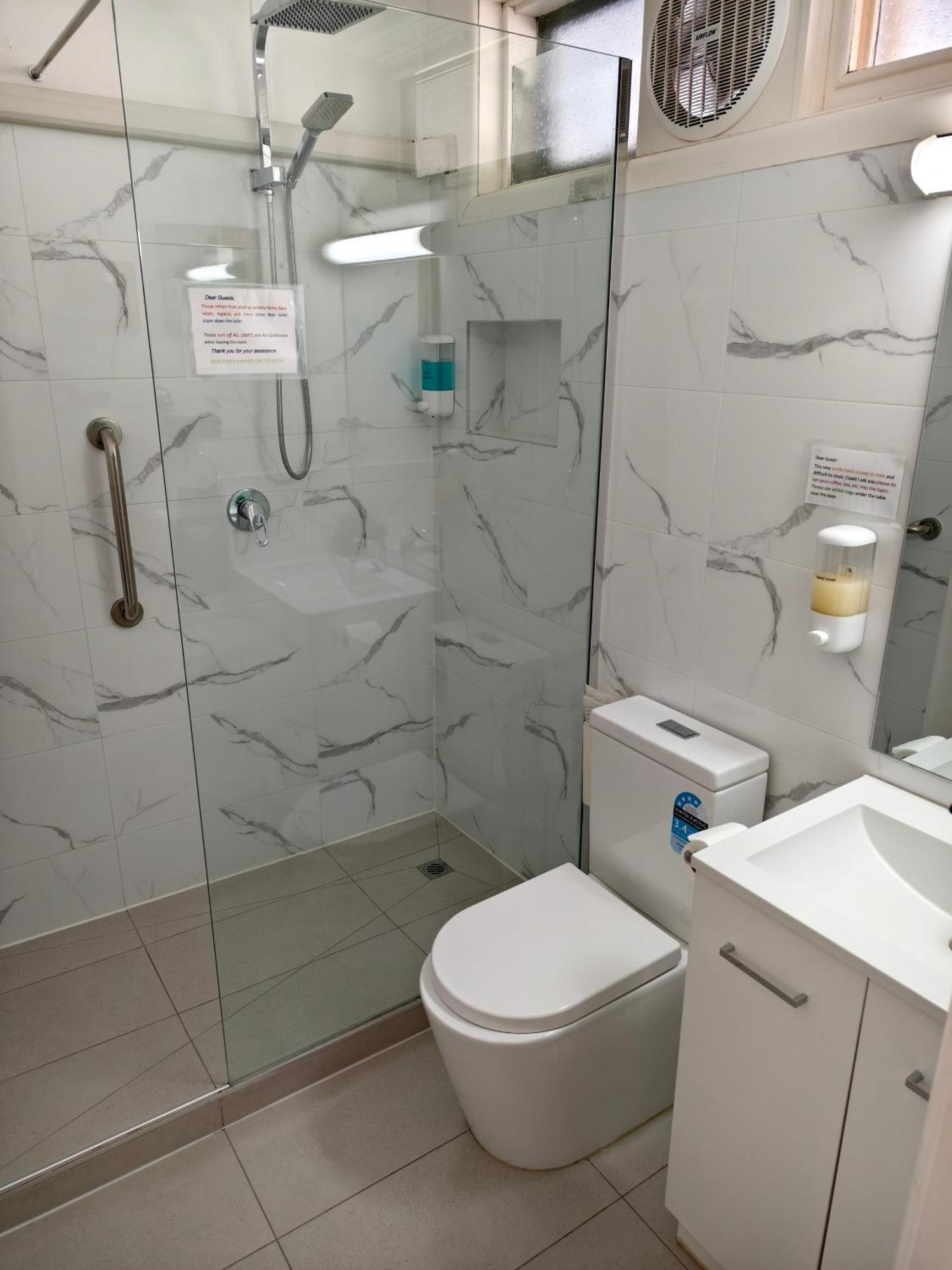 Donald Riverside Motel Εξωτερικό φωτογραφία