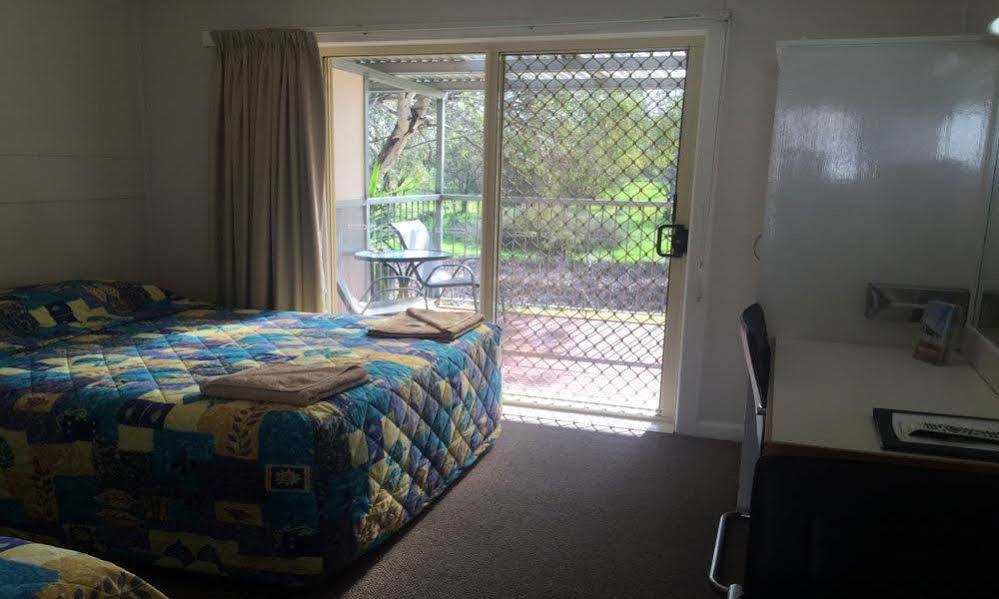Donald Riverside Motel Εξωτερικό φωτογραφία