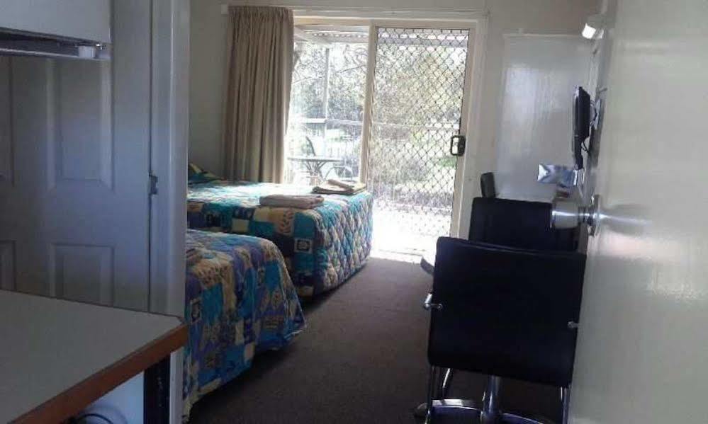 Donald Riverside Motel Εξωτερικό φωτογραφία